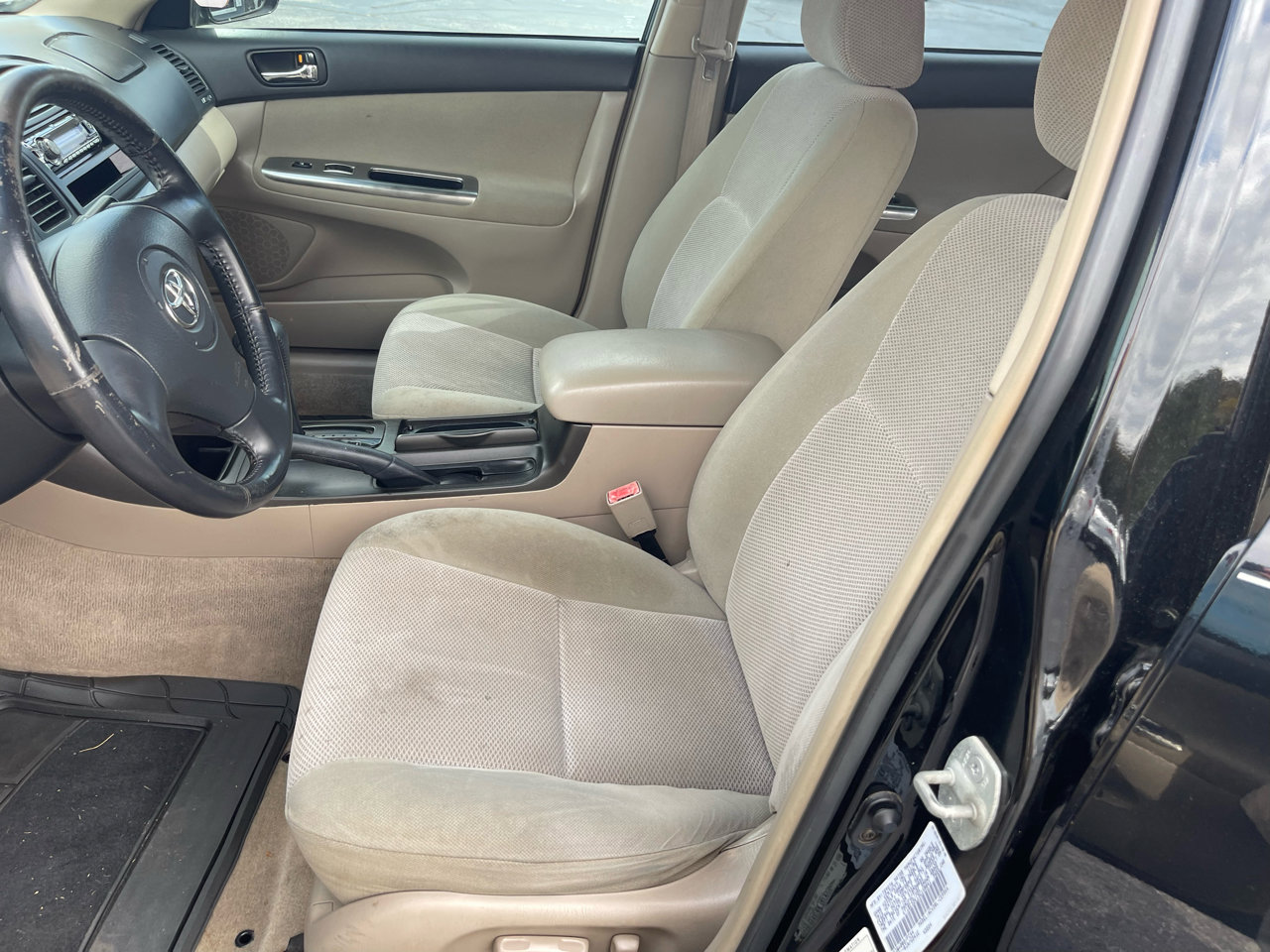 Used 2003 Toyota Camry XLE image 5