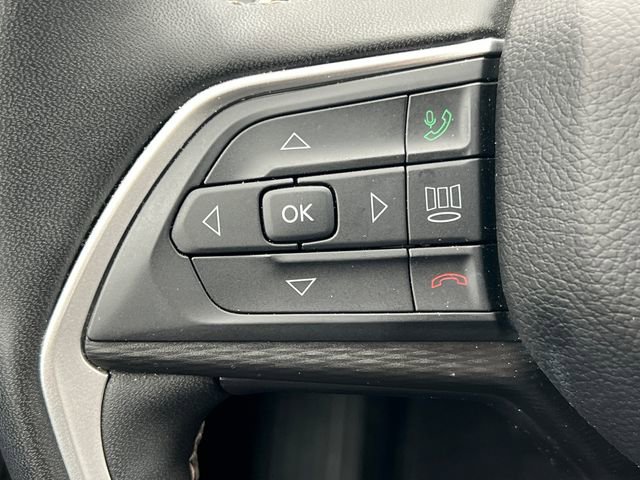 Used 2024 Jeep Grand Cherokee Altitude image 19