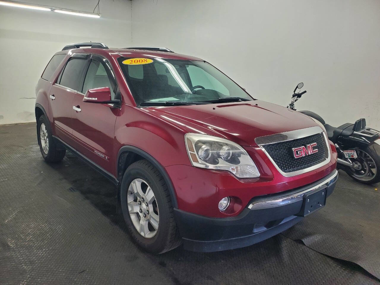 Used 2008 GMC Acadia SLT w/ Convenience Package image 3