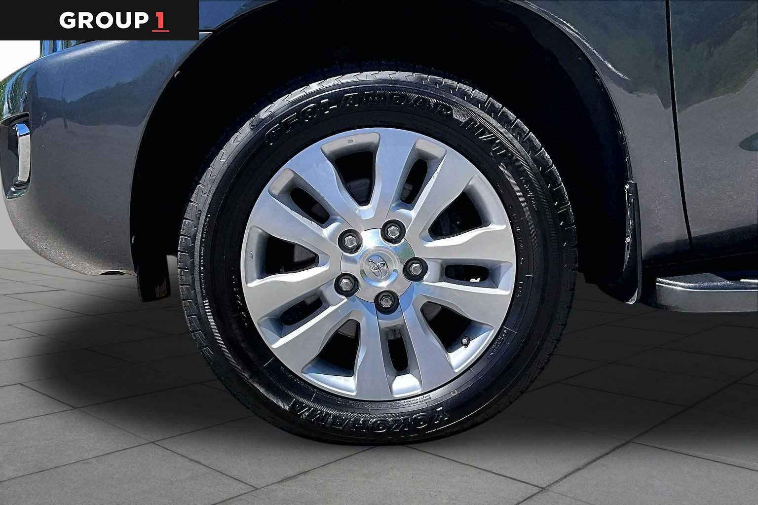 Certified 2019 Toyota Sequoia Platinum AWD/4WD image 11