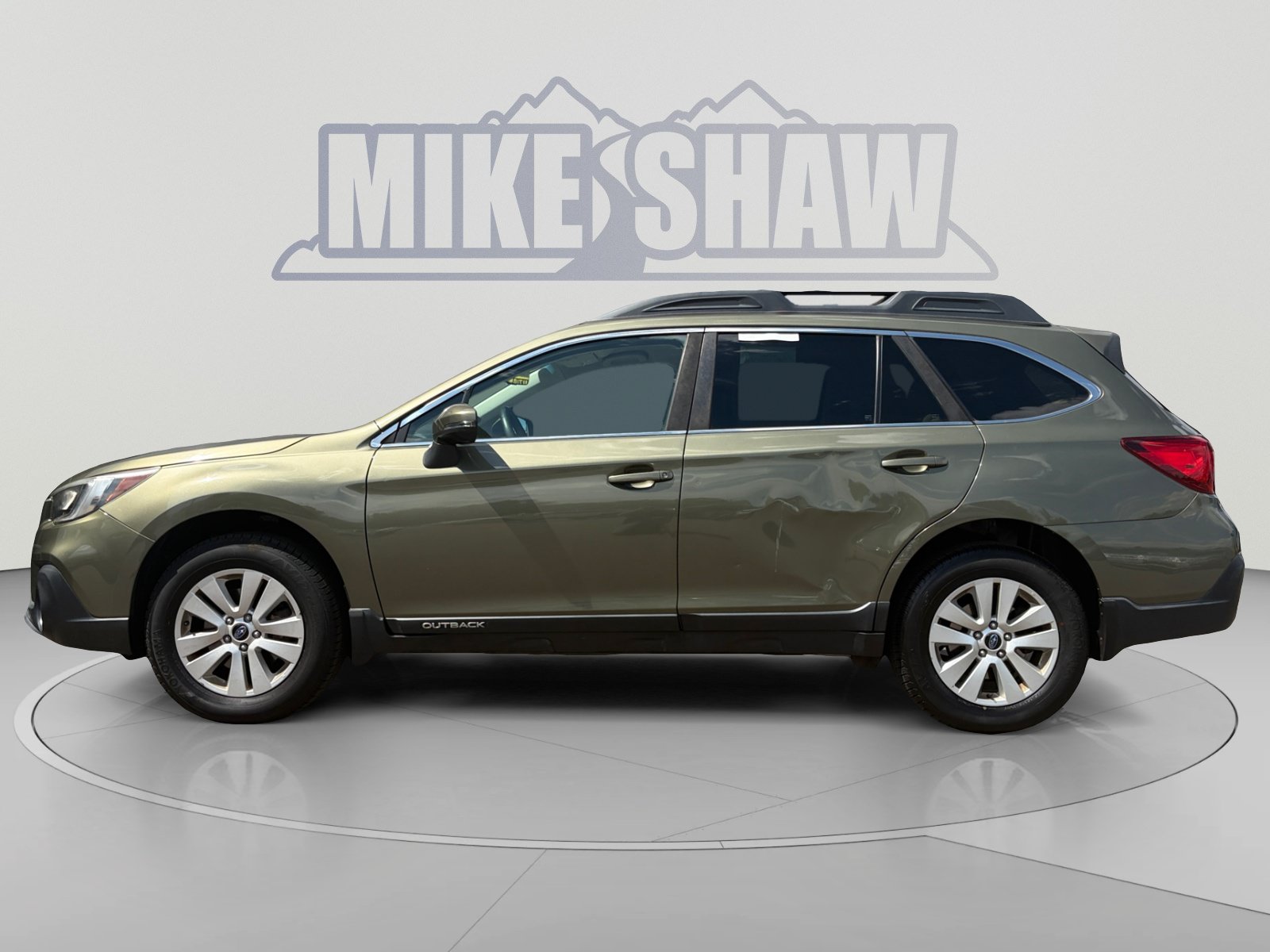 Used 2019 Subaru Outback 2.5i Premium AWD/4WD image 2