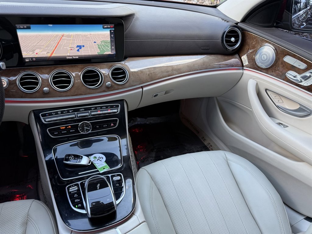 Used 2017 Mercedes-Benz E 300 4MATIC image 22
