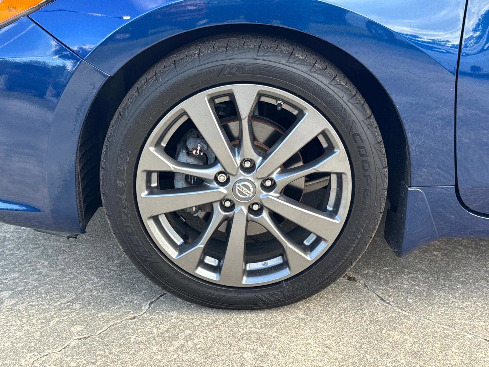 Used 2018 Nissan Altima 2.5 SR w/ SR Special Edition image 10