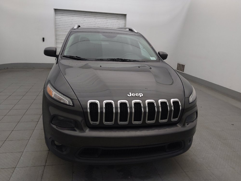 Used 2017 Jeep Cherokee Latitude image 14