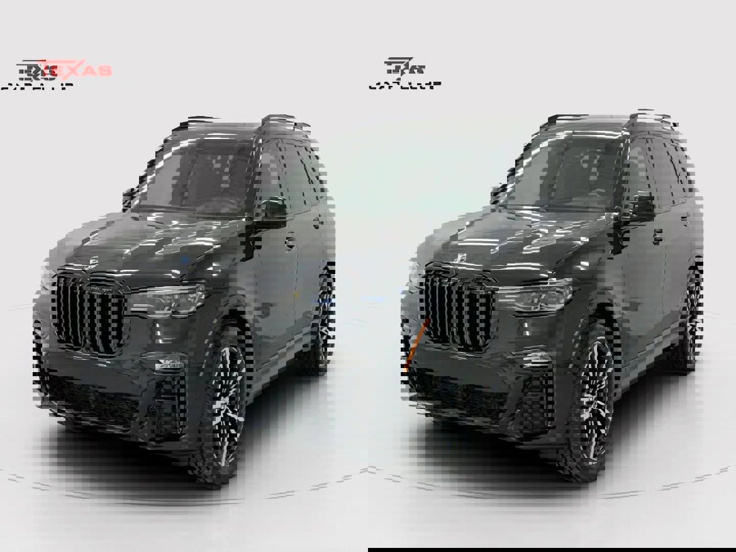 Used 2021 BMW X7 M50i w/ Luxury Seating Package image 3