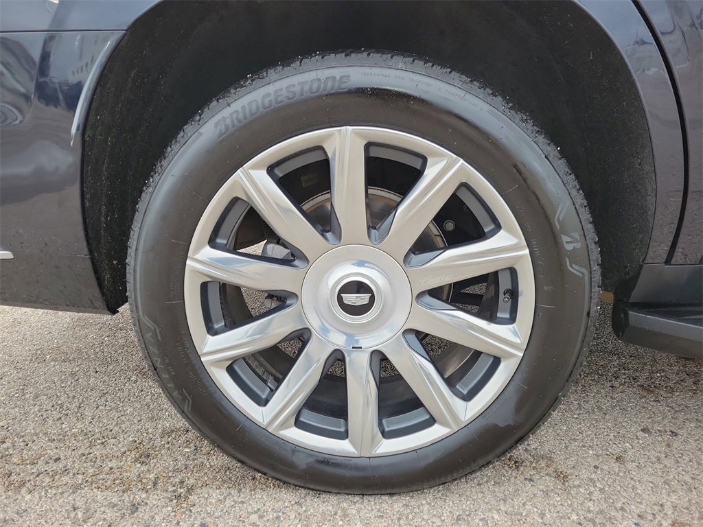 Certified 2022 Cadillac Escalade Premium Luxury Platinum image 5