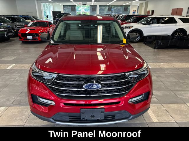 Used 2020 Ford Explorer XLT w/ Equipment Group 202A AWD/4WD image 17