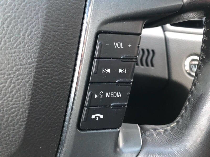 Used 2010 Ford Taurus SHO image 37