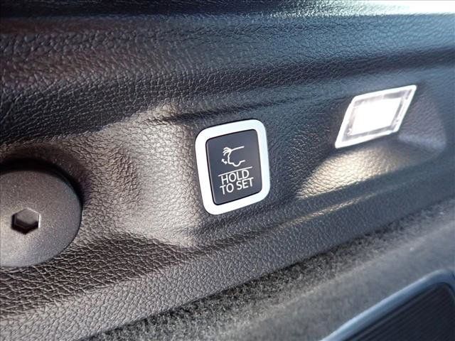 New 2026 Jeep Grand Cherokee L Summit image 9