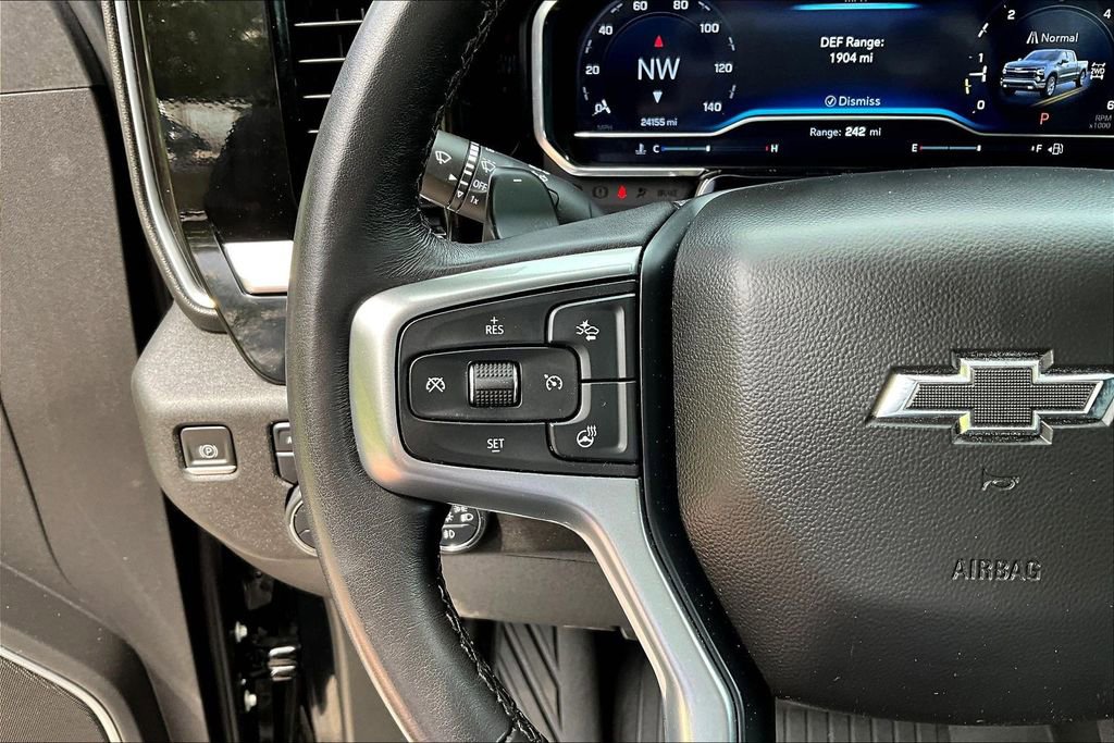 Used 2023 Chevrolet Silverado 1500 RST AWD/4WD image 12