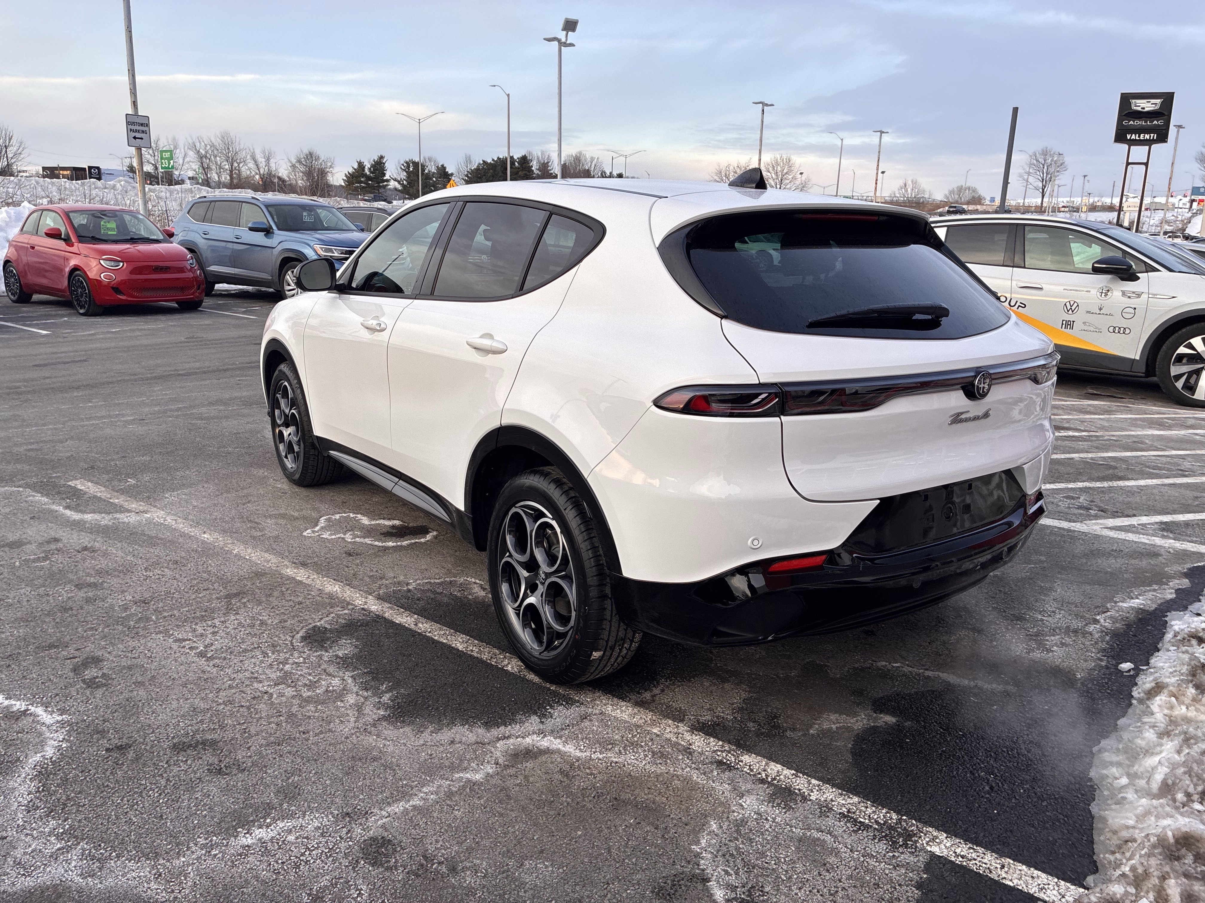 New 2026 Alfa Romeo Tonale Sprint AWD/4WD image 9