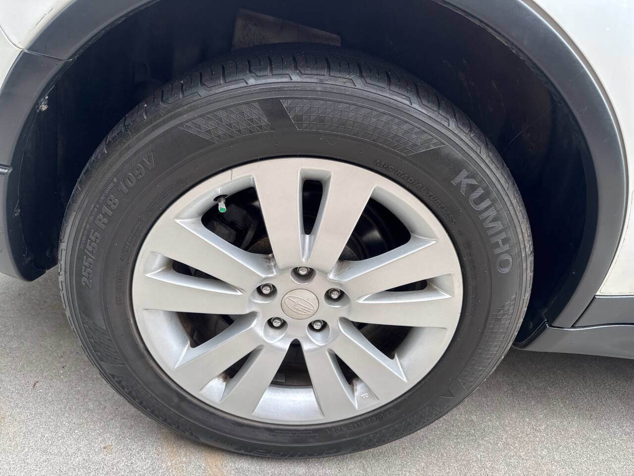Used 2013 Subaru Tribeca Limited w/ PWR Moonroof Pkg AWD/4WD image 27