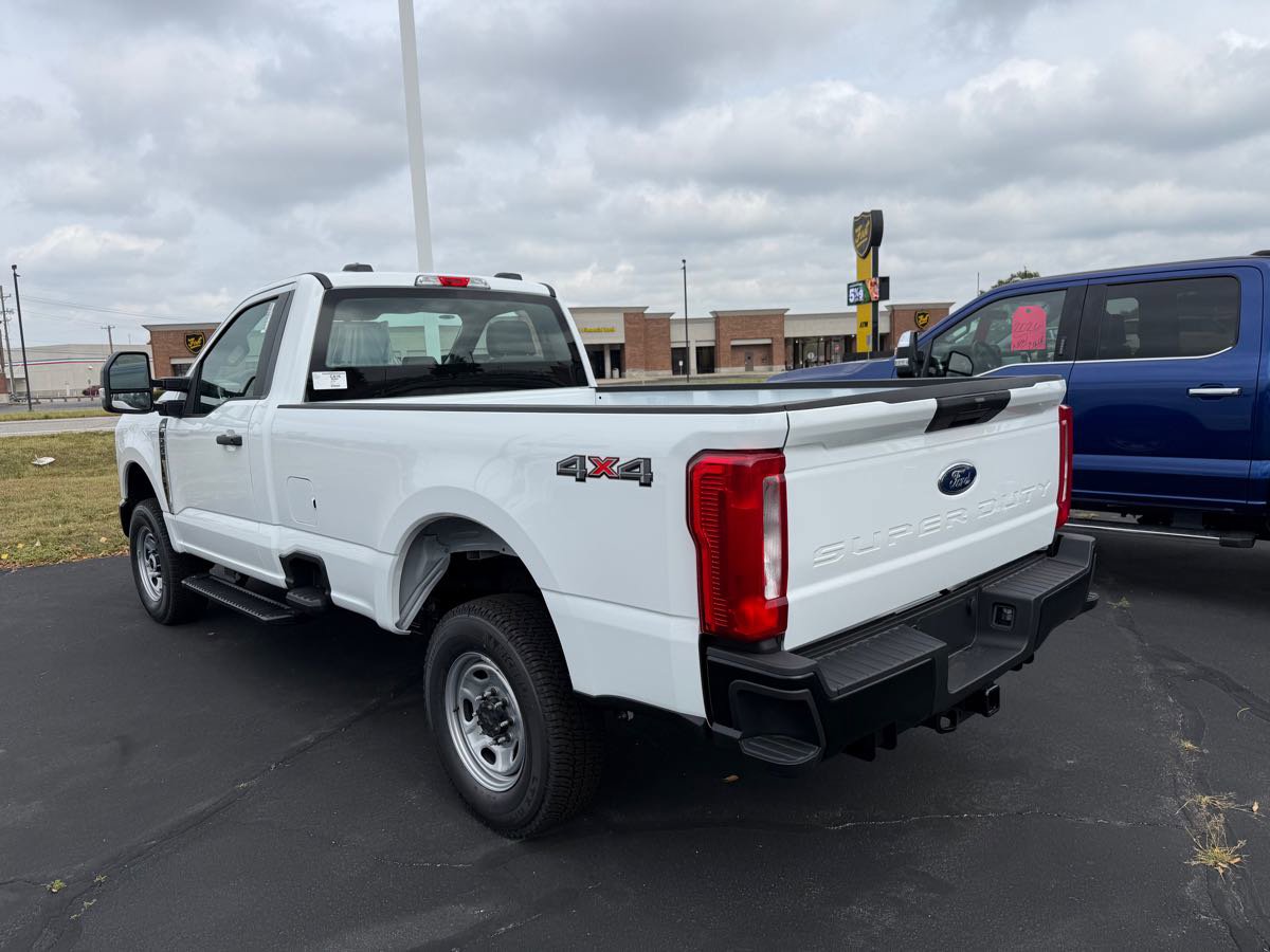 New 2026 Ford F250 XL image 4