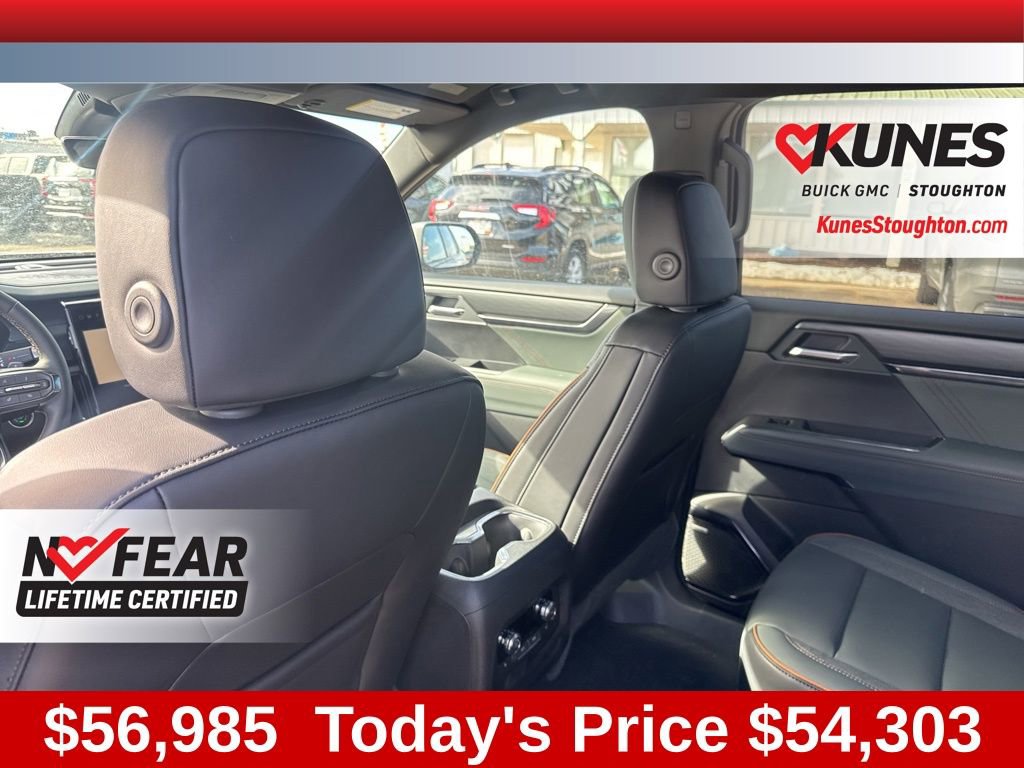New 2026 GMC Acadia AT4 w/ Luxury Package AWD/4WD image 34