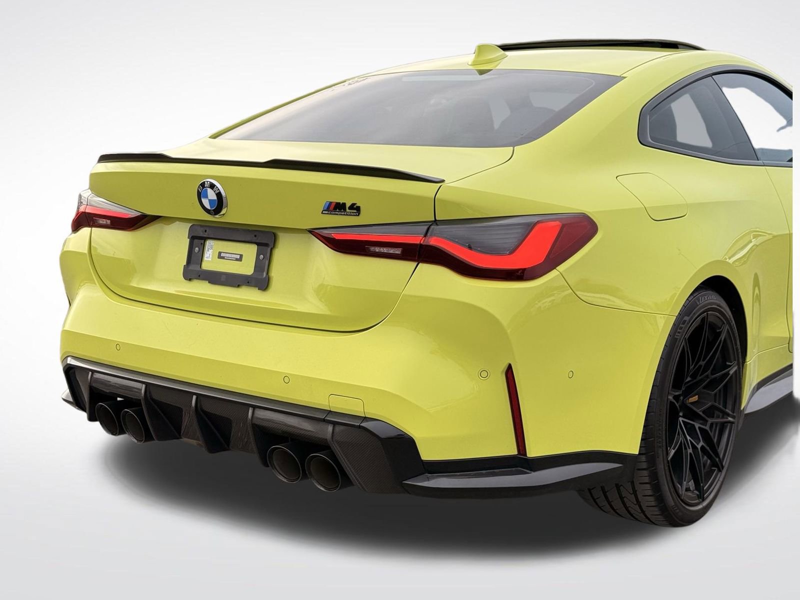 Used 2022 BMW M4 Competition w/ M Carbon Exterior Package image 70