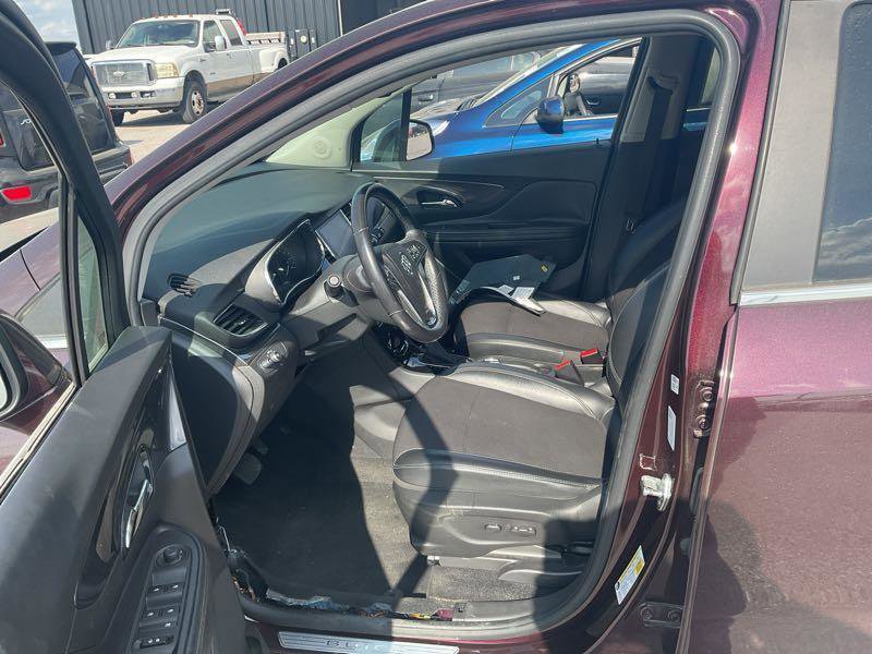 Used 2018 Buick Encore Preferred image 6