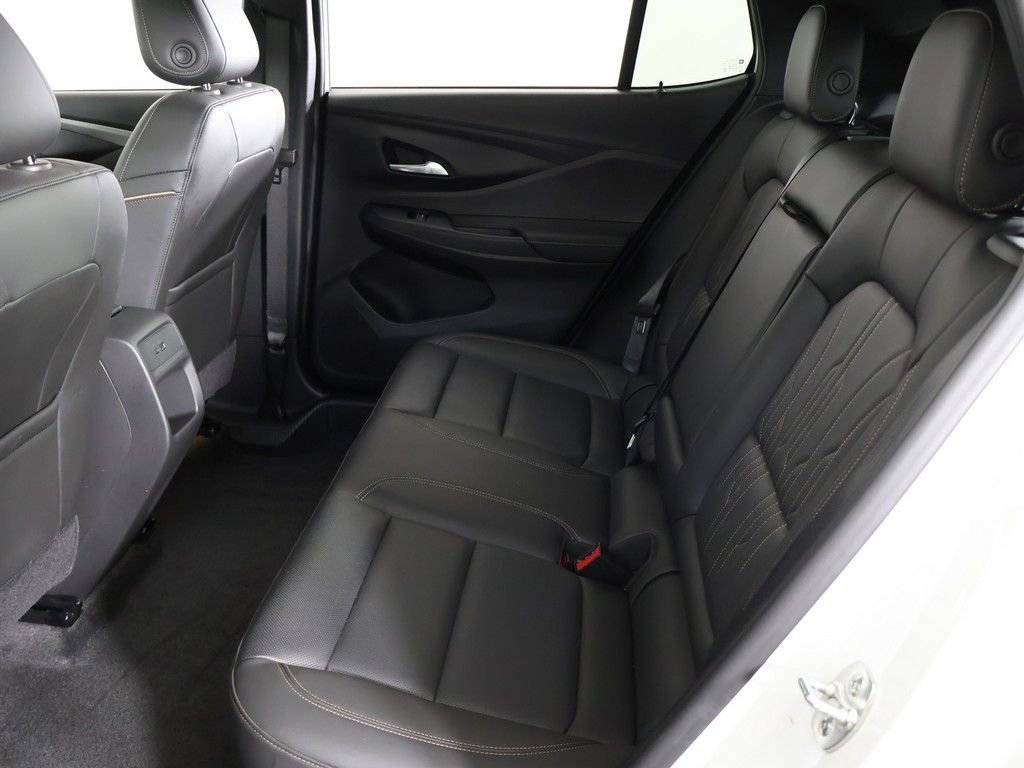 Used 2024 Buick Envista Avenir FWD image 37
