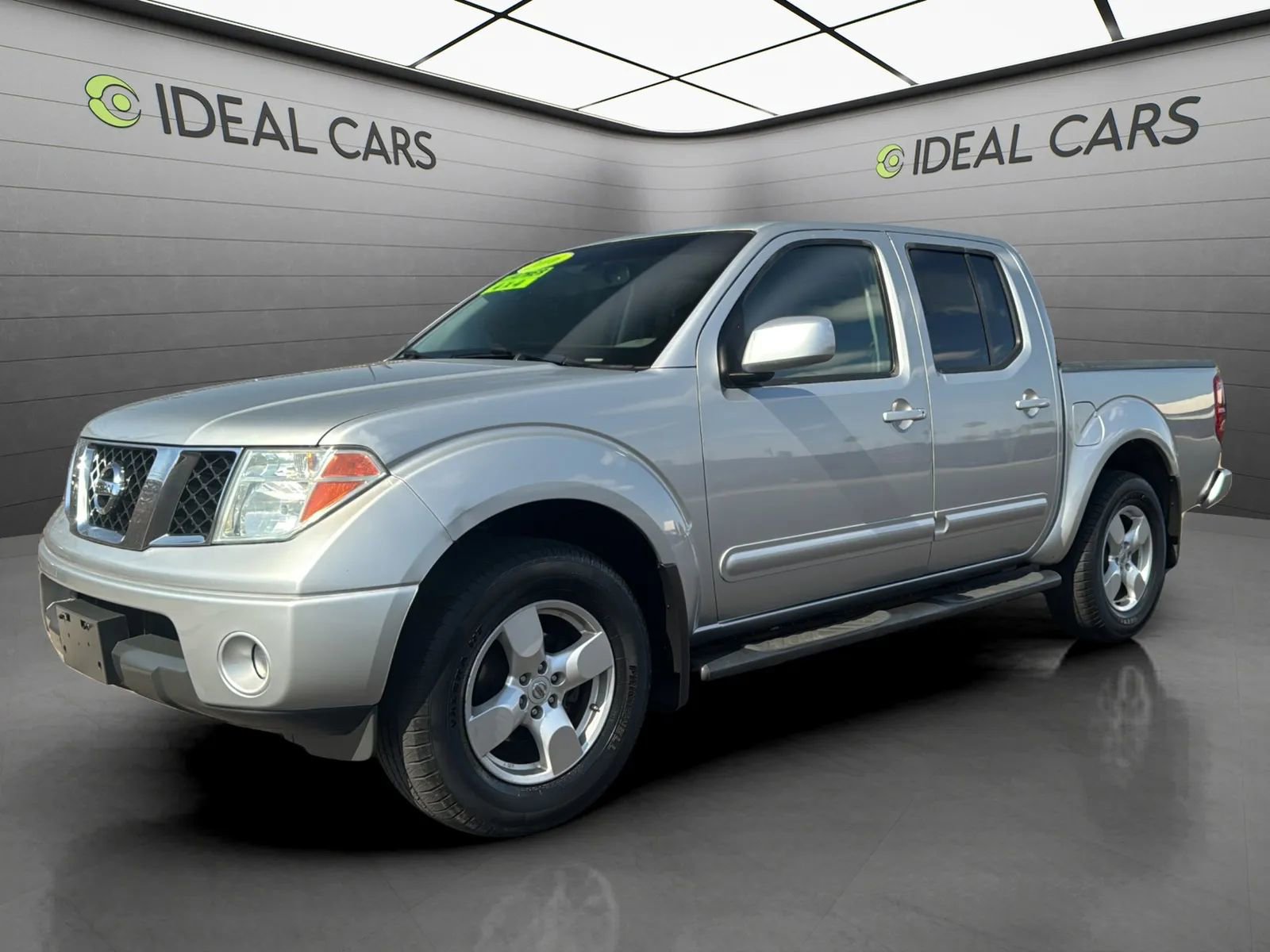 Used 2006 Nissan Frontier LE w/ (X01) Leather Pkg AWD/4WD image 1