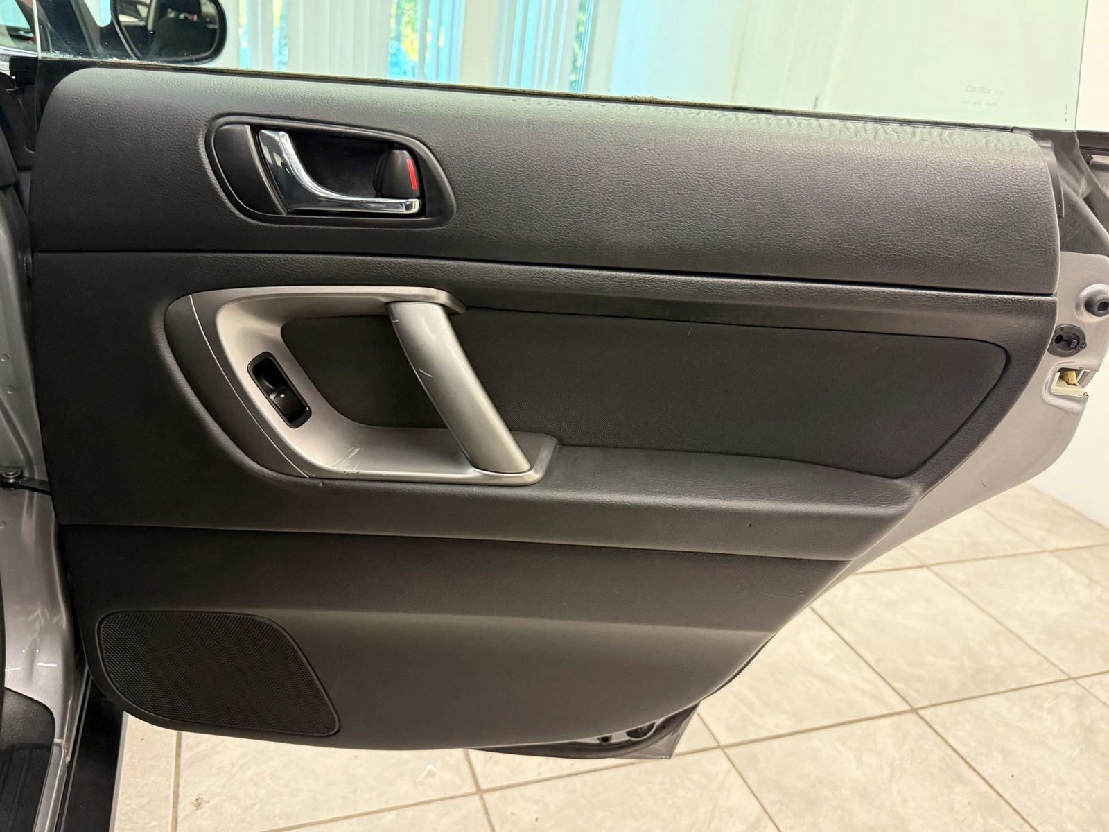 Used 2009 Subaru Outback 2.5i Special Edition image 21