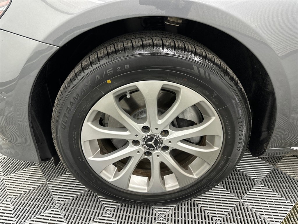 Used 2018 Mercedes-Benz E 300 4MATIC image 12