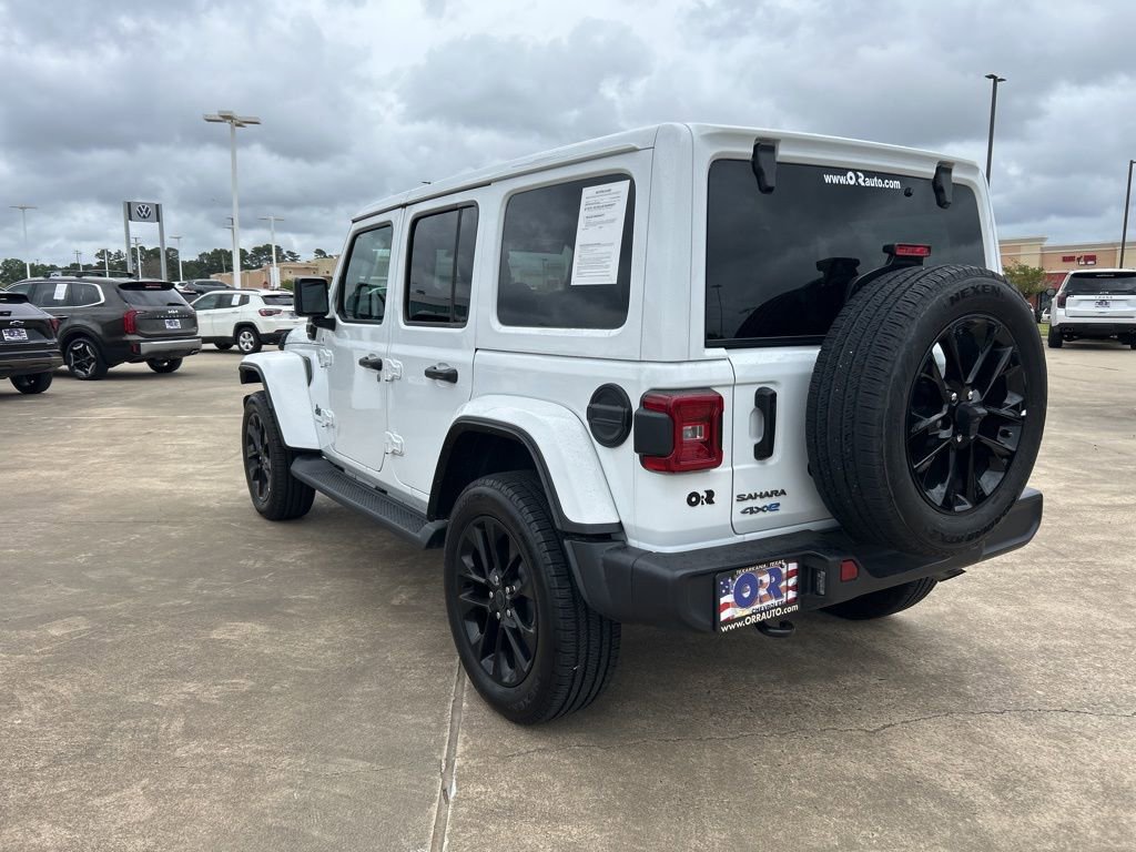 Used 2025 Jeep Wrangler Unlimited Sahara image 7