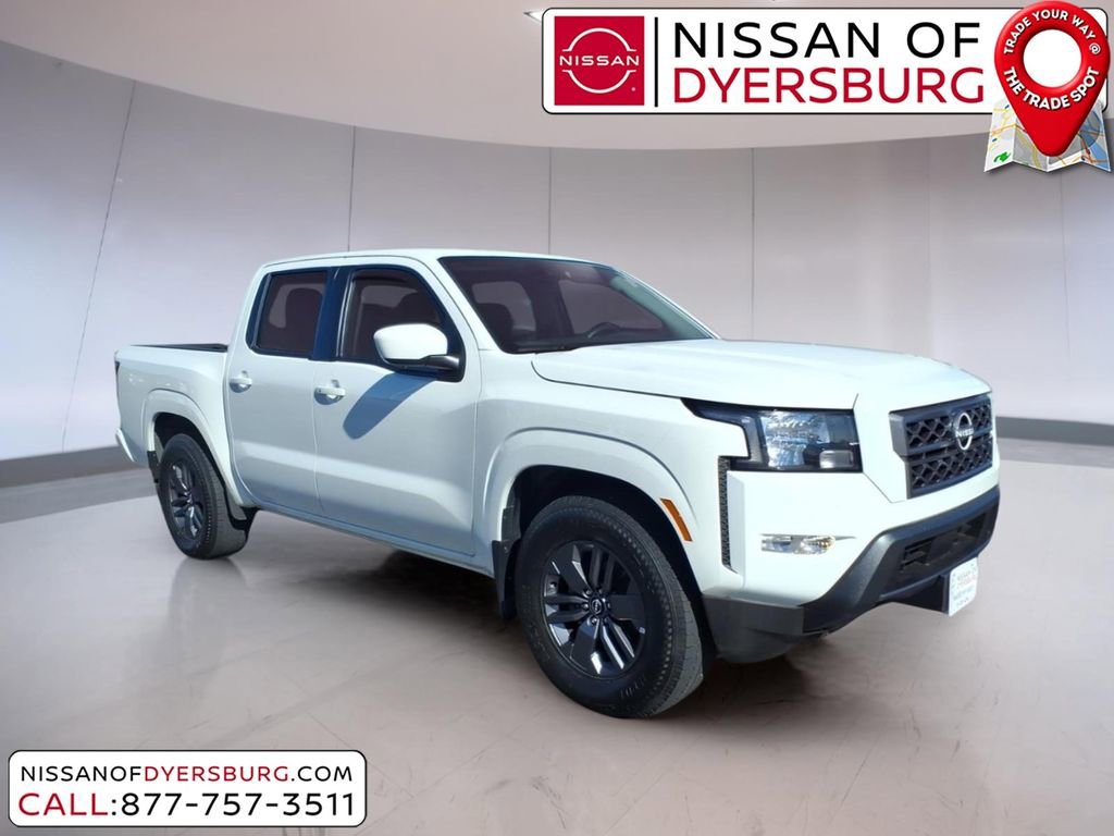 Used 2022 Nissan Frontier SV image 1