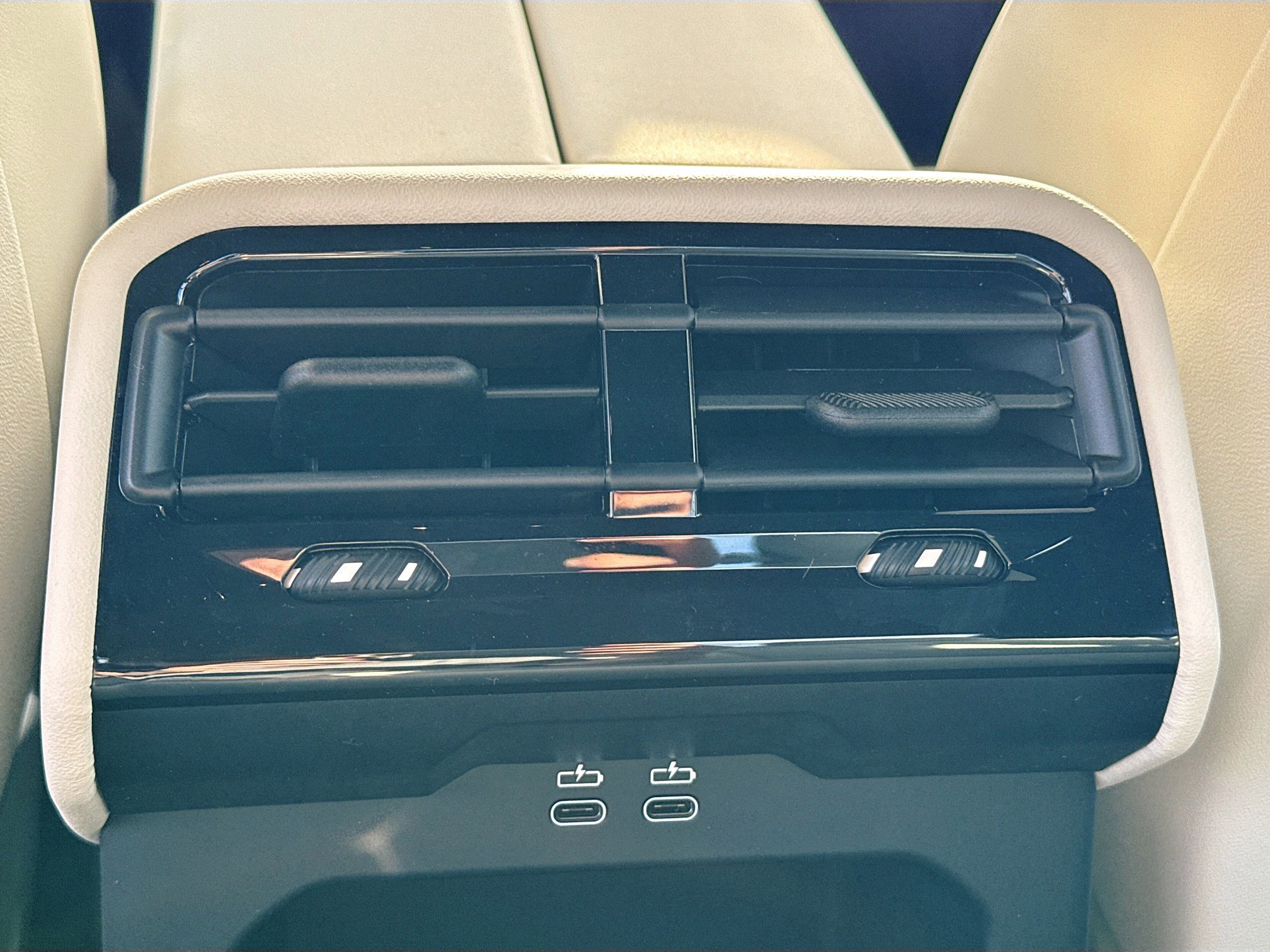 New 2026 BMW 530i w/ Convenience Package image 21