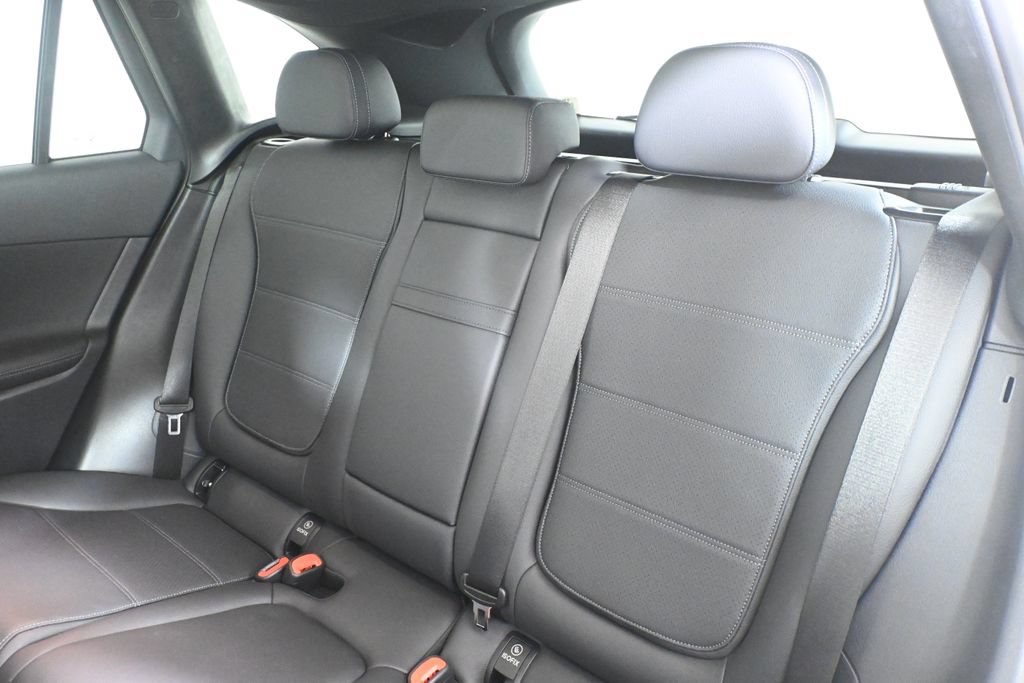 Certified 2026 Mercedes-Benz GLC 300 4MATIC image 4