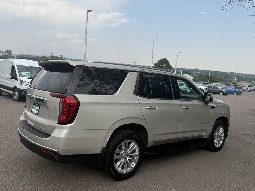 Used 2022 GMC Yukon SLT w/ SLT Luxury Package image 7