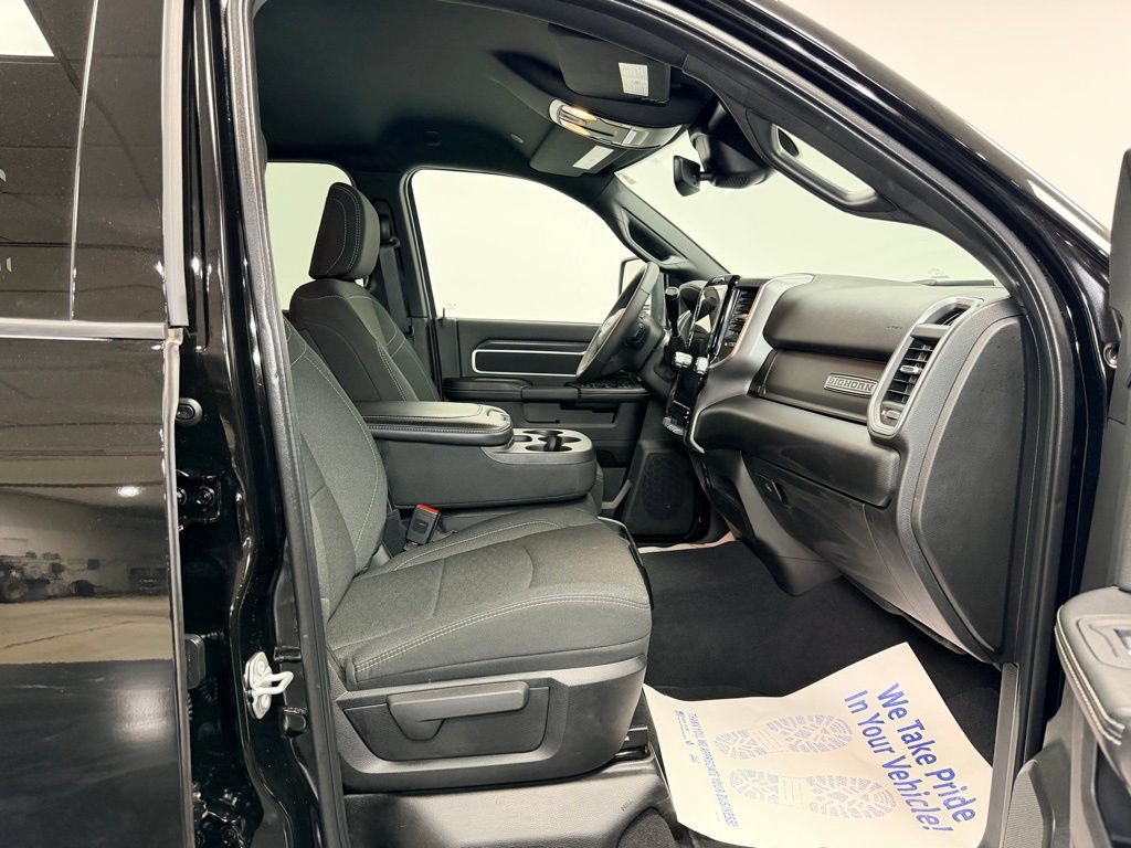 Used 2025 RAM 2500 Big Horn AWD/4WD image 11