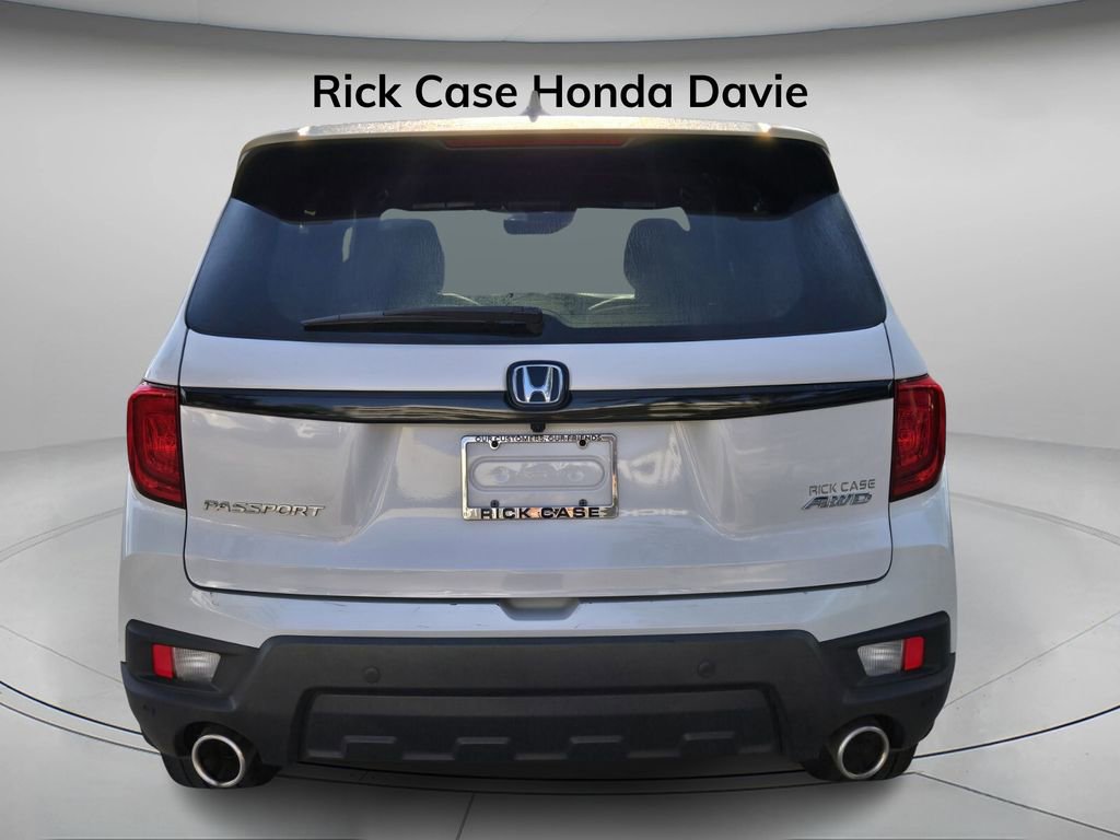 Certified 2024 Honda Passport EX-L image 5