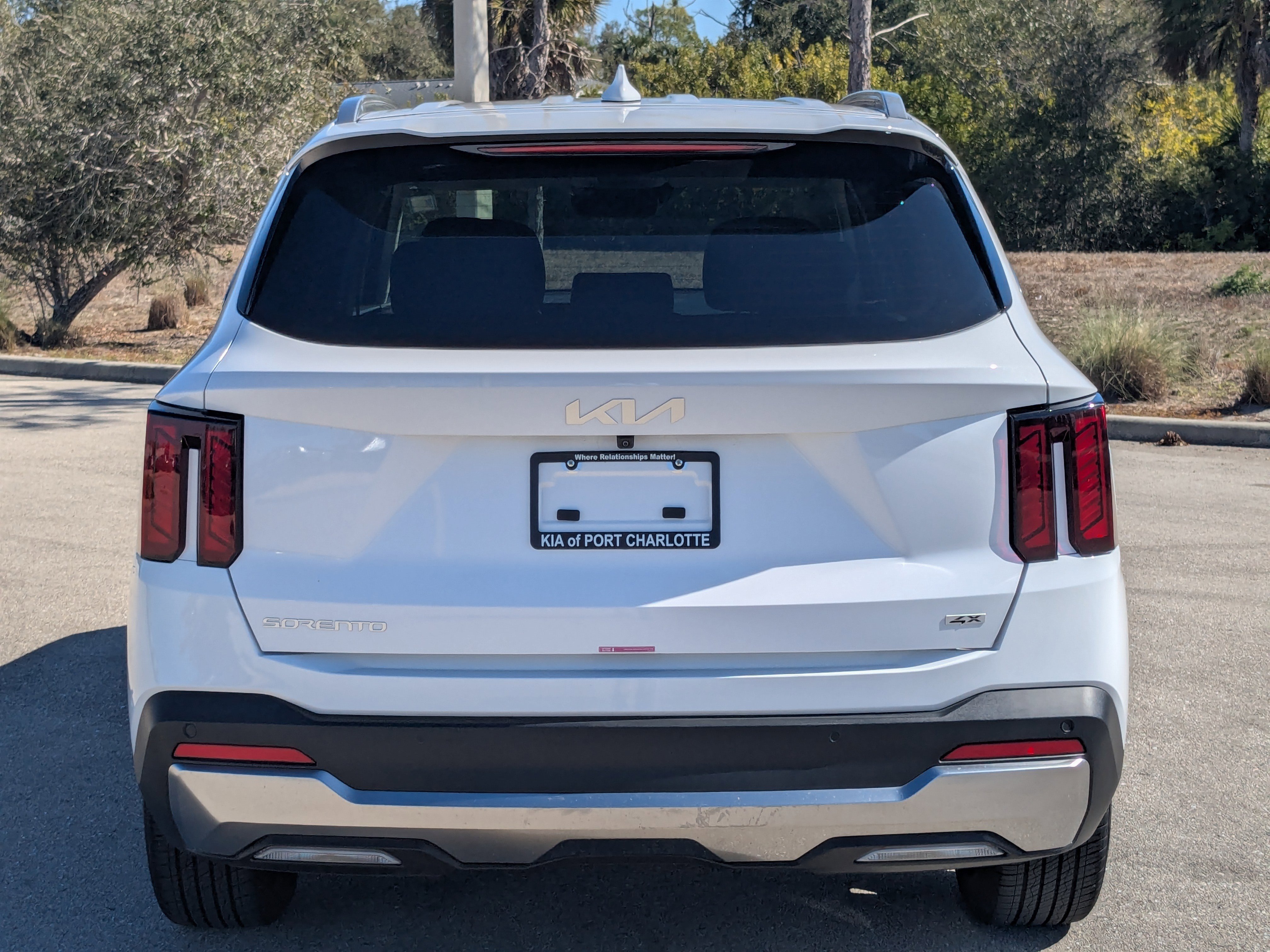 Certified 2025 Kia Sorento S image 6