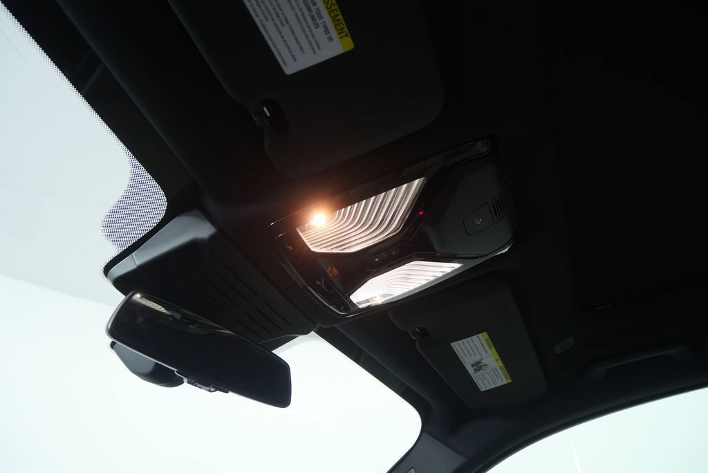 Used 2026 BMW X5 sDrive40i w/ Executive Package RWD image 20
