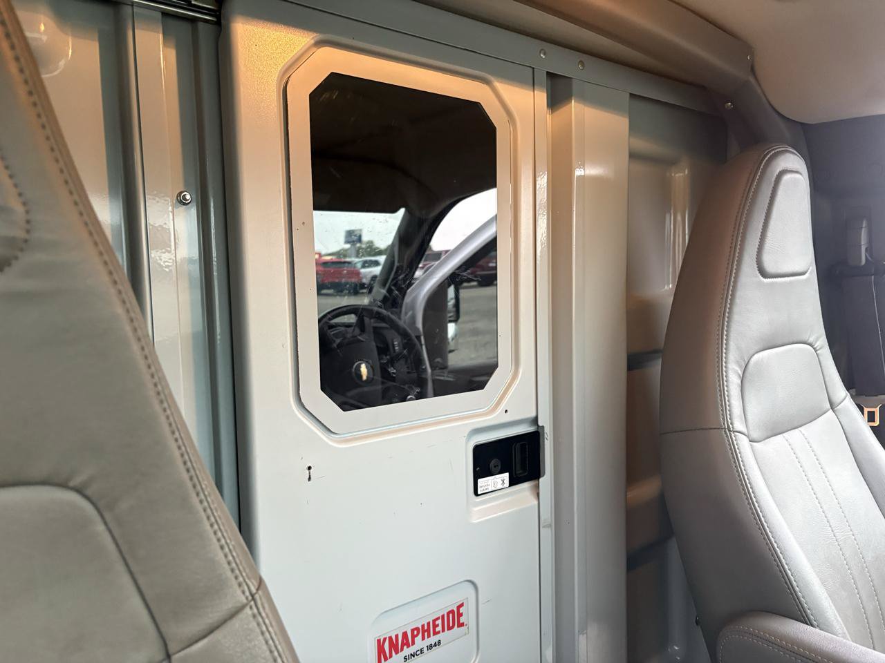 Used 2020 Chevrolet Express 3500 w/ Power Convenience Package RWD image 27