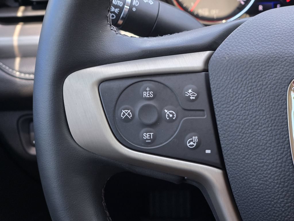 Used 2023 GMC Acadia Denali w/ Denali Technology Package FWD image 30