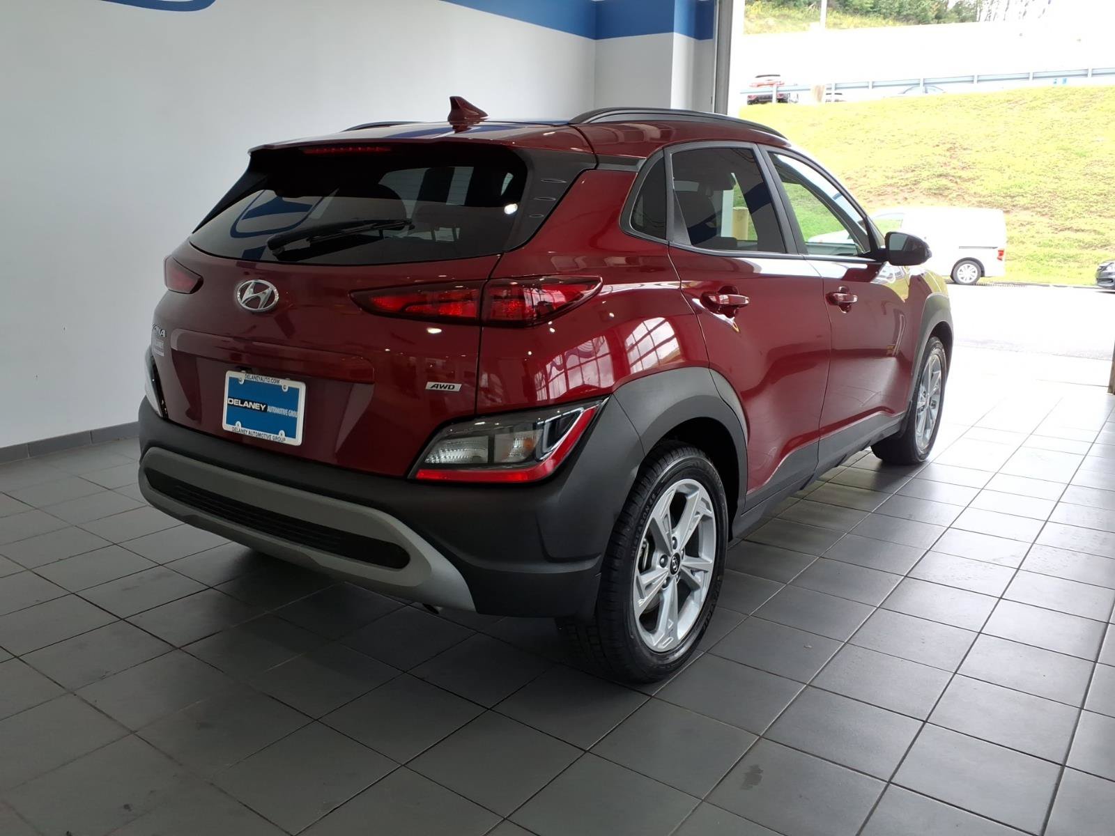 Certified 2023 Hyundai Kona SEL AWD/4WD image 5