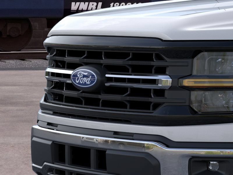 New 2026 Ford F150 XLT w/ XLT Chrome Appearance Package RWD image 18