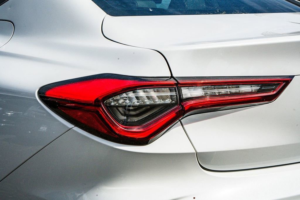 Used 2021 Acura TLX SH-AWD image 8