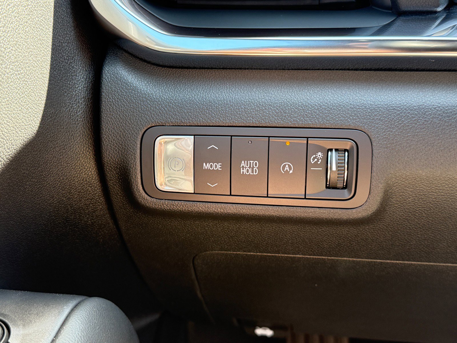 New 2026 GMC Terrain Elevation w/ LPO, Floor Liner Package FWD image 27