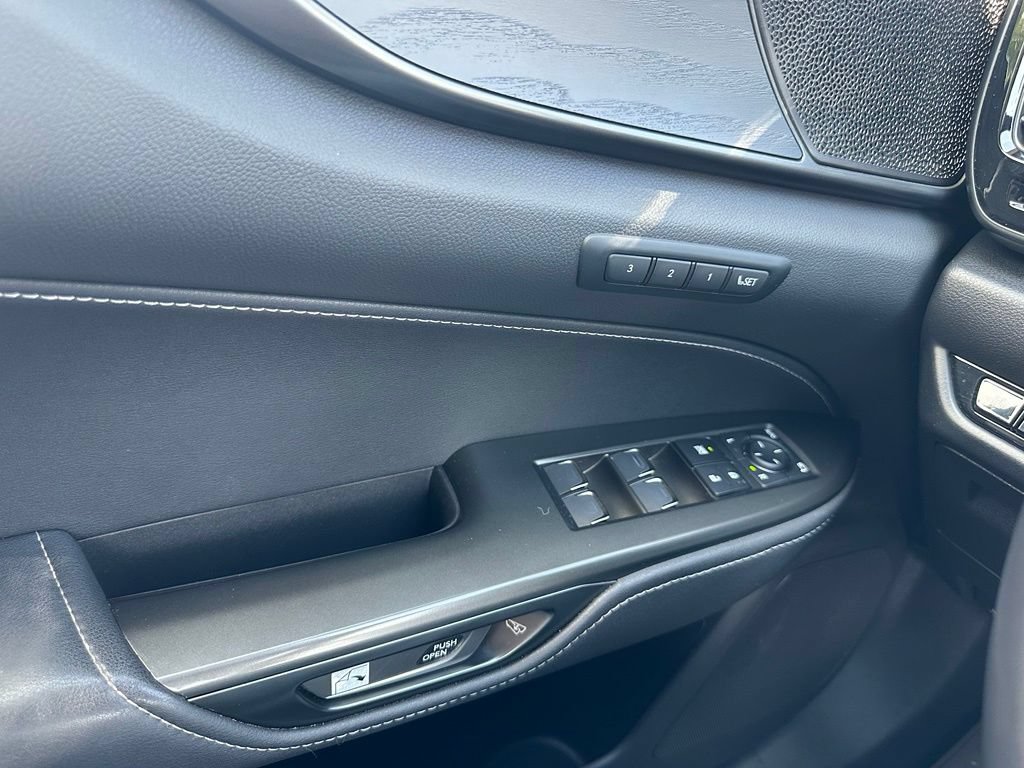 Used 2022 Lexus NX 350h AWD w/ Vision Package image 12