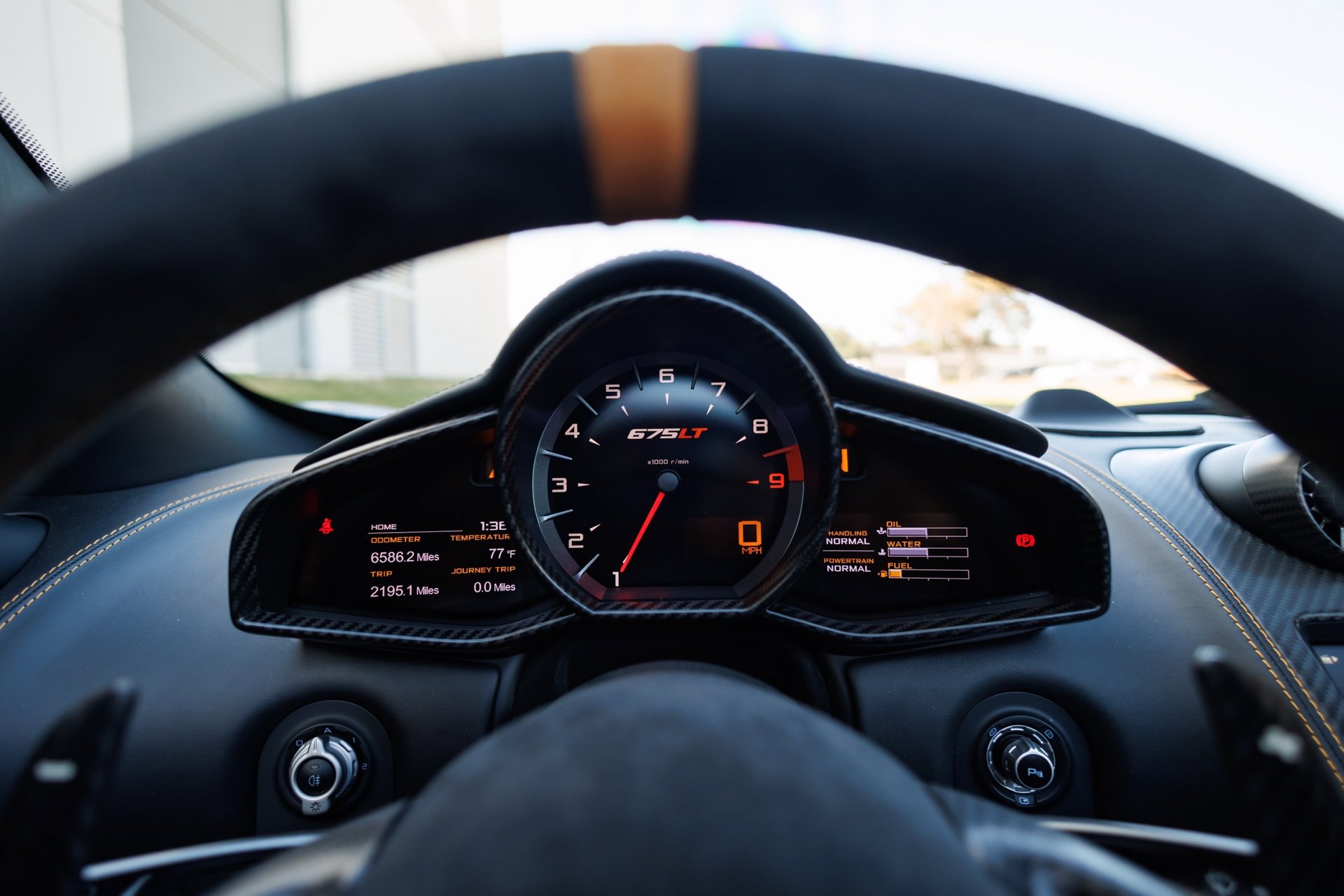 Used 2016 McLaren 675LT Spider image 65