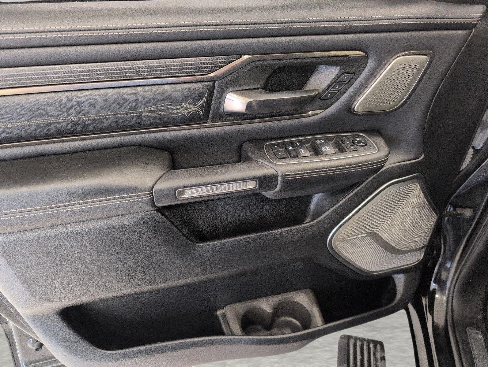 Used 2021 RAM 1500 Limited AWD/4WD image 26