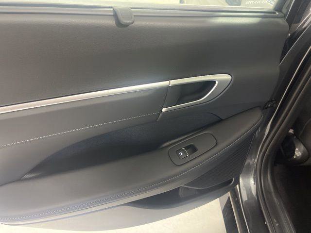 New 2025 Hyundai Sonata Limited FWD image 28