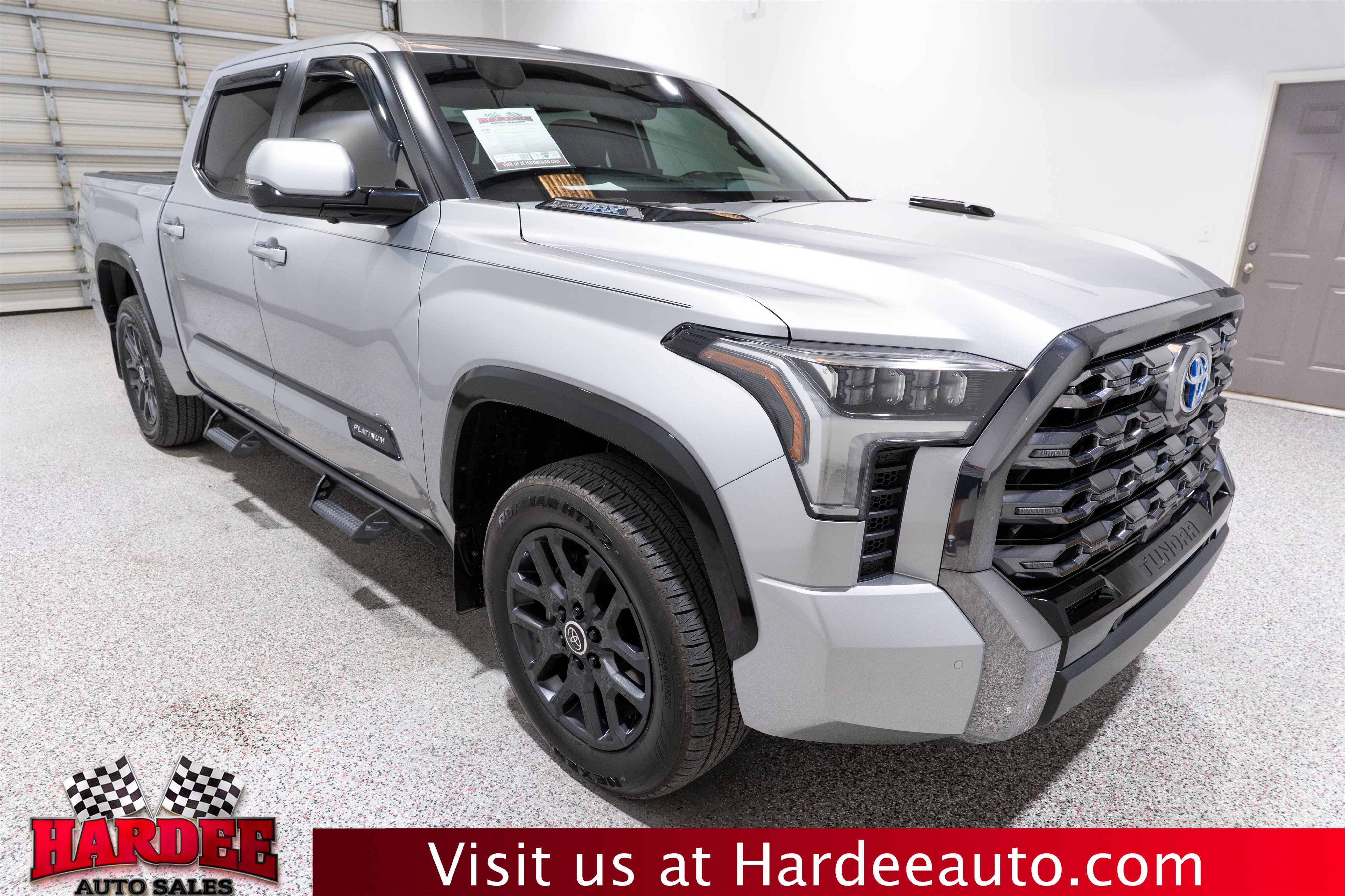 Used 2024 Toyota Tundra Platinum AWD/4WD image 6