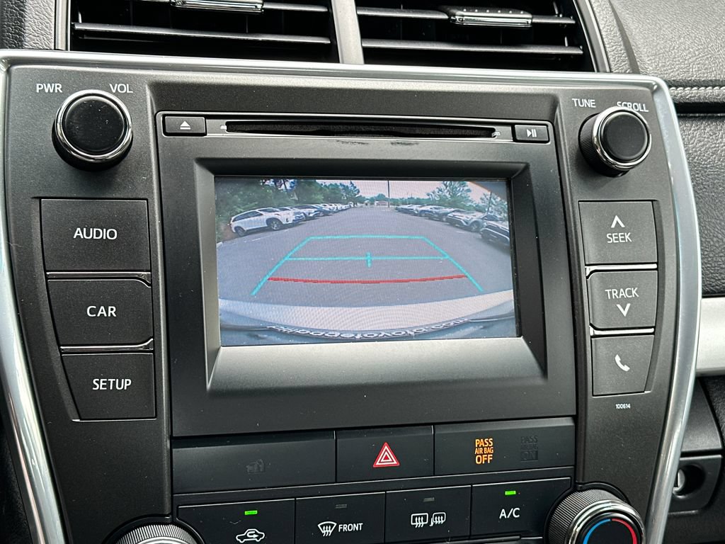 Used 2017 Toyota Camry SE FWD image 15