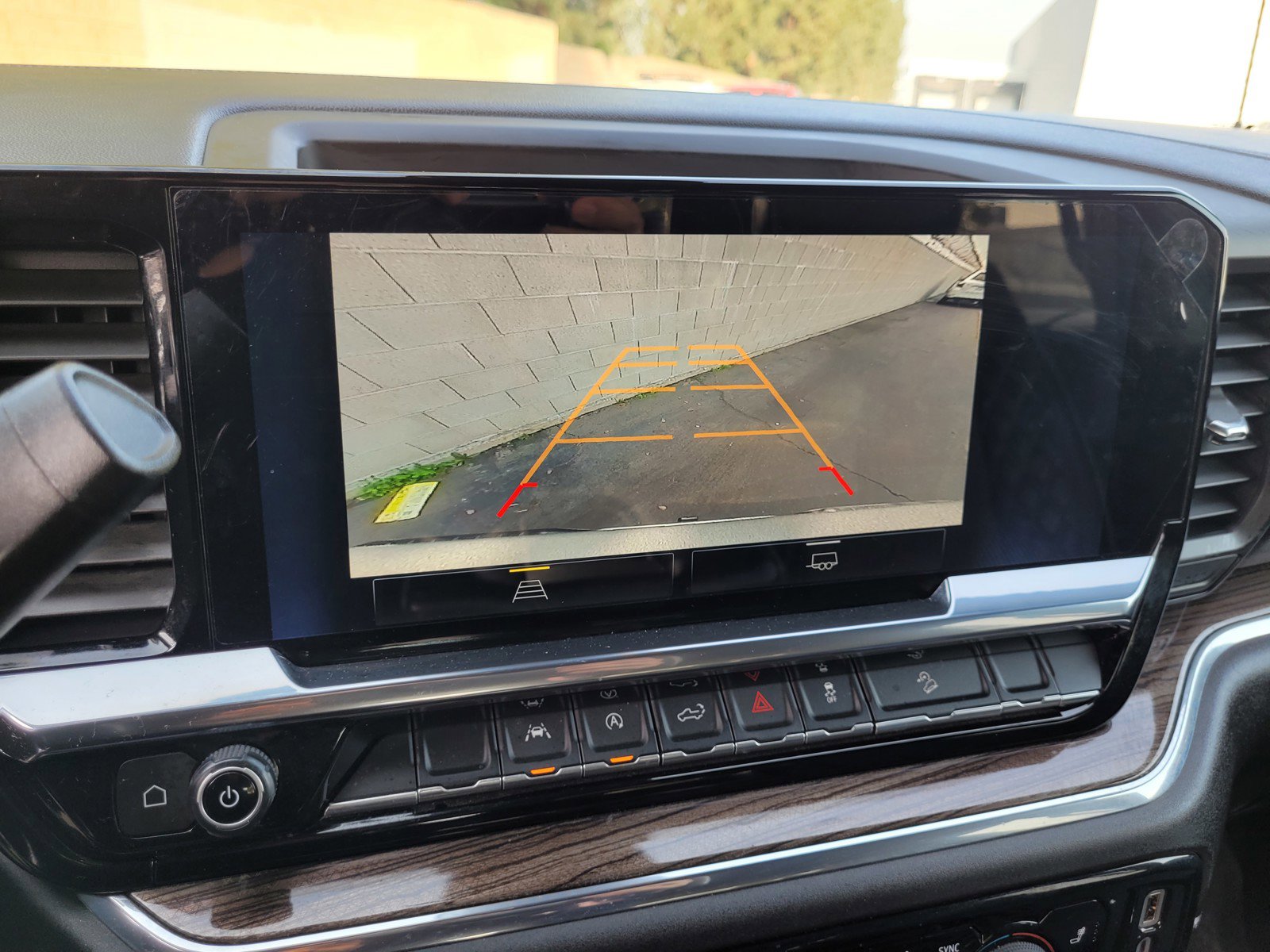 Used 2024 Chevrolet Silverado 1500 RST w/ Z71 Off-Road Package image 17