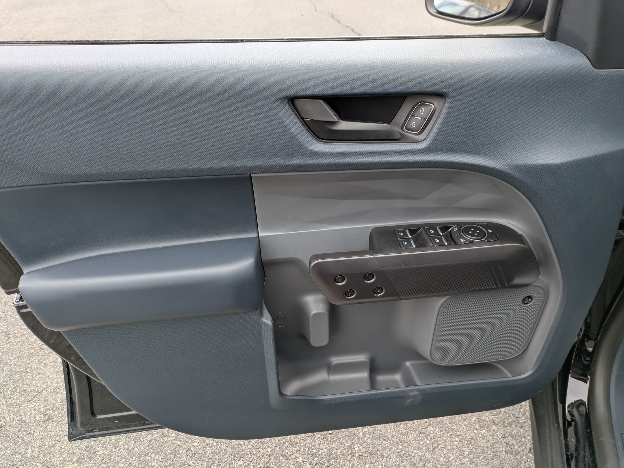 Certified 2024 Ford Maverick Lariat w/ Black Appearance Package AWD/4WD image 6