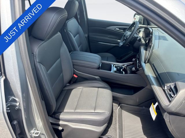 New 2026 Chevrolet Traverse LT w/ Driver Confidence Package FWD image 26