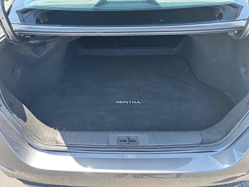 Used 2024 Nissan Sentra SV FWD image 26
