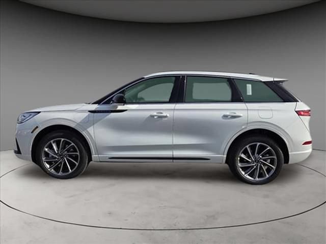 New 2026 Lincoln Corsair Grand Touring w/ Rear Removable Package Tray AWD/4WD image 17